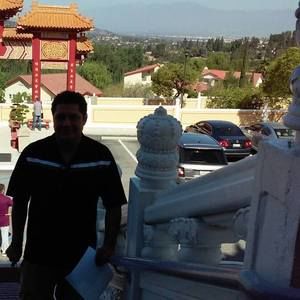 Meet your Posher, Javier